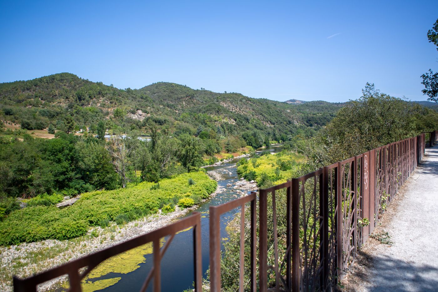 De Dolce Via boven de rivier